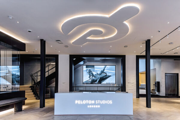 8-Reception Main 2 8-Reception Main 2