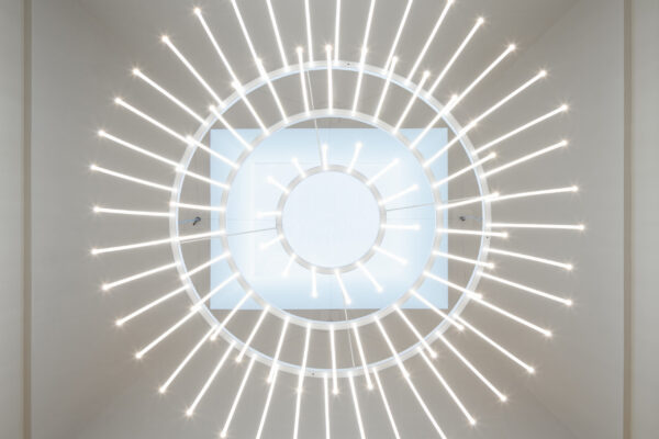 Event: BAFTA Piccadilly Commissioned PhotographyDate: September & October 2021 (see metadata for specific dates)Venue: BAFTA, 195 Piccadilly, London- October 2021, images from the regeneration of BAFTA's 195 Piccadilly headquarters, designed by Benedetti Architects with Knight Harwood serving as the principle contractor on the project. Pictured: Detail of the light feature in the second floor Creative & Future Galleries.