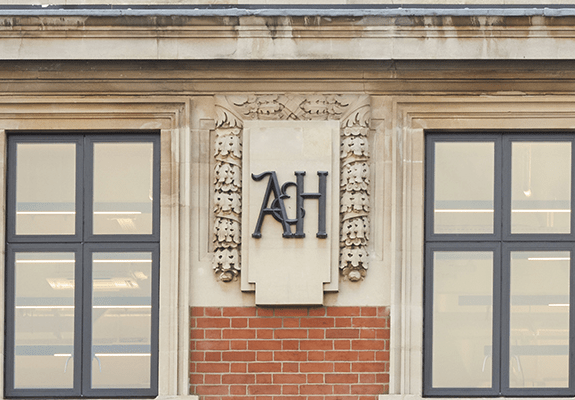 122 Arding and Hobbscropped